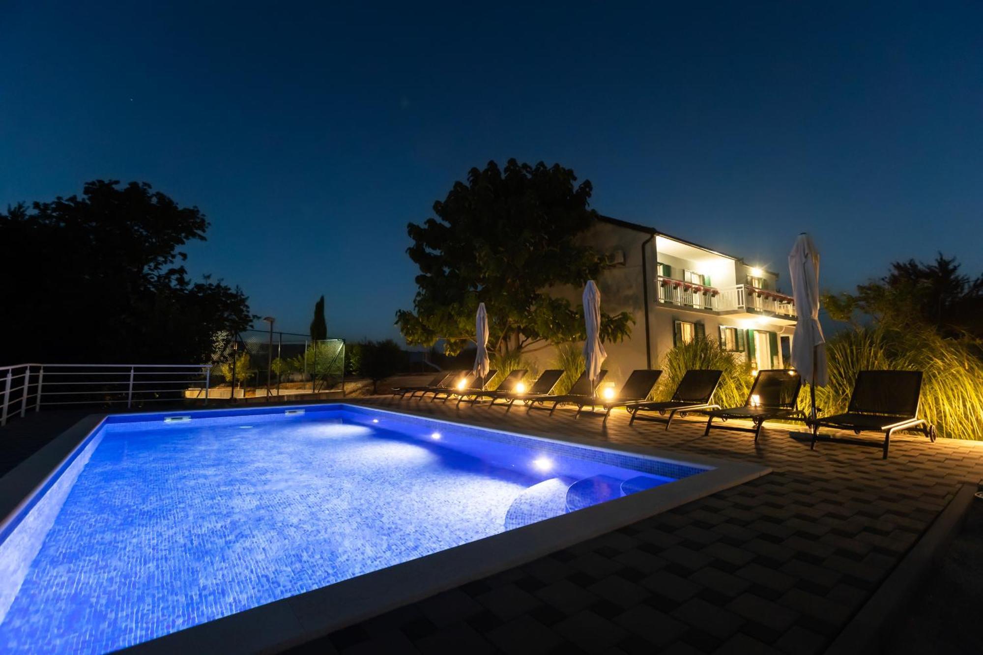 Villa Matko - Family Destination Zmijavci Kültér fotó